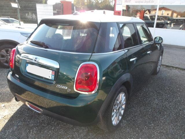 MINI HATCH 5 PORTES Vert