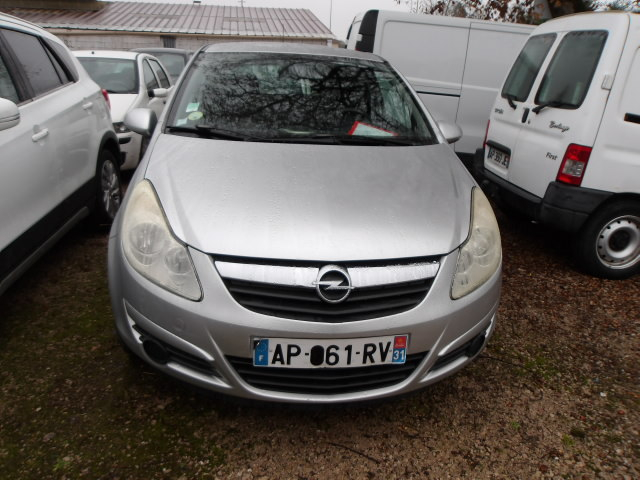 OPEL CORSA GRISE