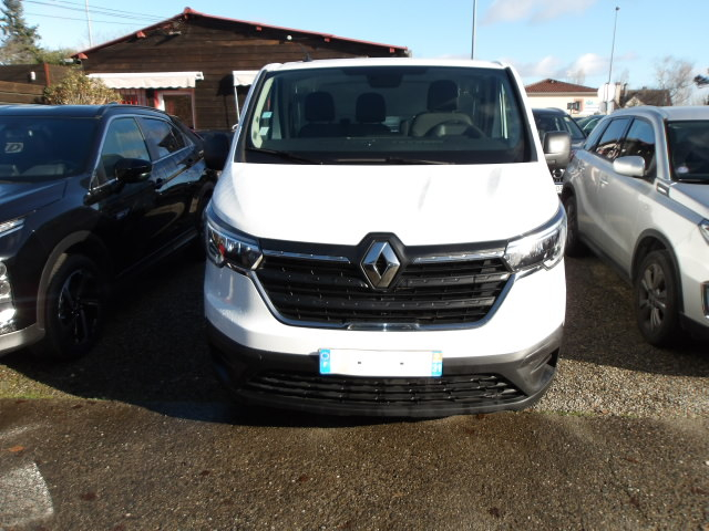 RENAULT TRAFIC FOURGON Blanc