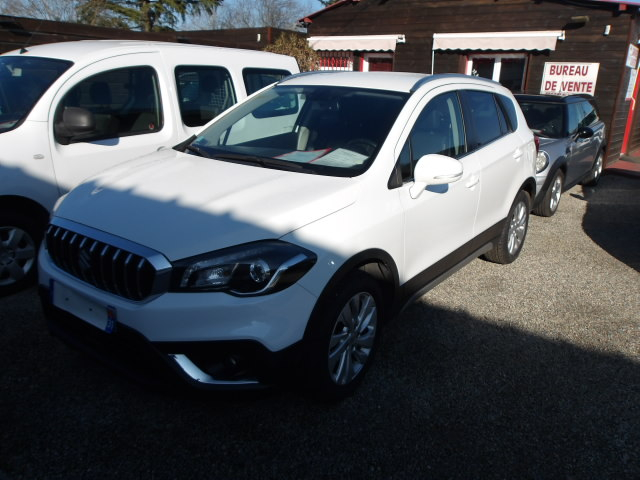 SUZUKI S-CROSS Blanc